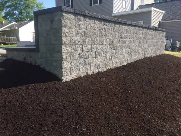Straight run planter wall