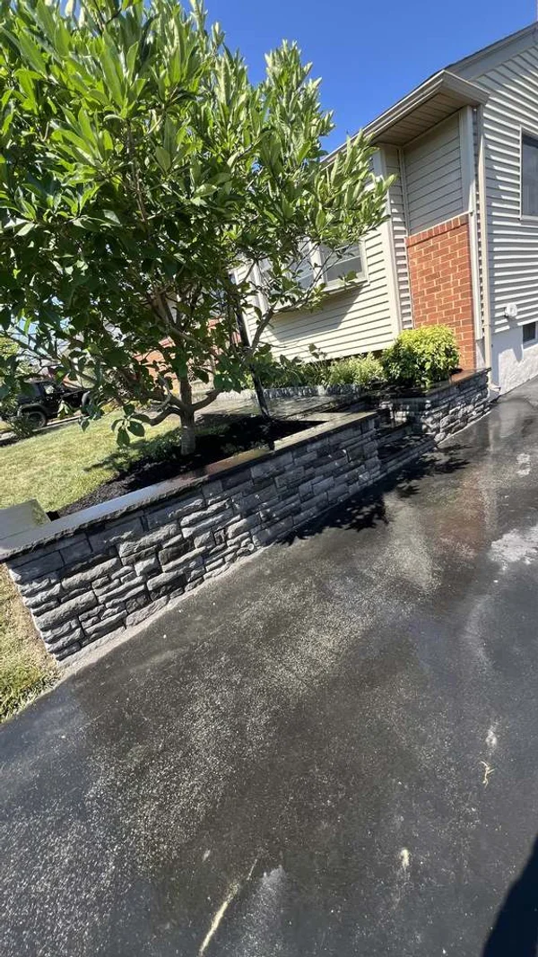 Stone Veneer Planter, Steps & Front Walkway - Build
